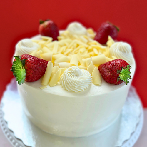 Bolo Brasileiro Brigadeiro Branco com Morango White Brigadeiro Cake Brazil Cakes Toronto