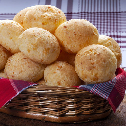Pao de queijo cheese roll