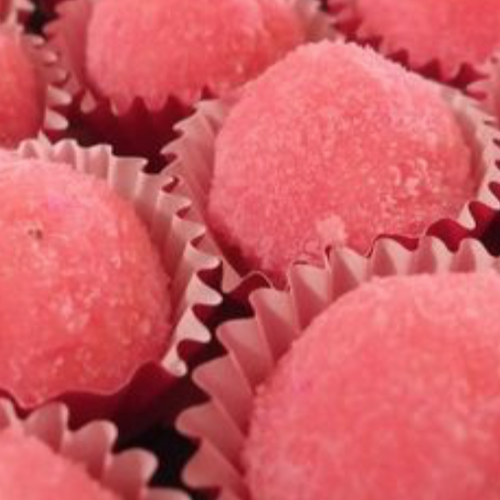 Doce Brasileiro Brigadeiro Gourmet de Morango Brazil Cakes Toronto